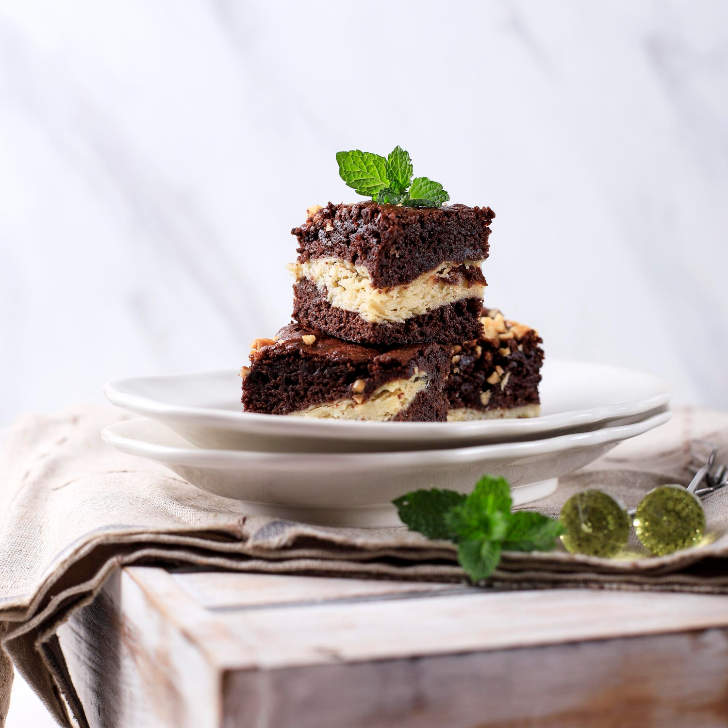 sliced-chocolate-brownie-cake-with-cream-cheese-filling